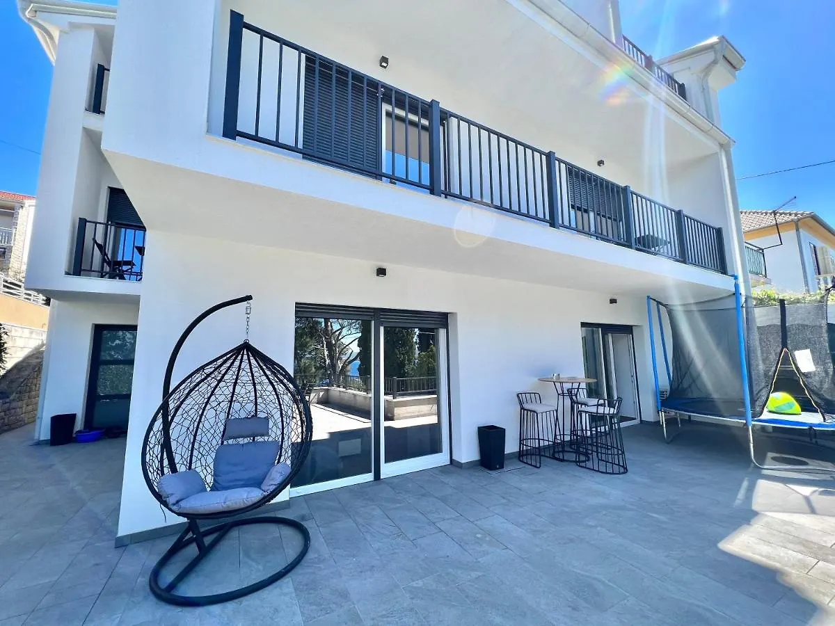 Fantasia Del Mare Apartment And Rooms Dramalj