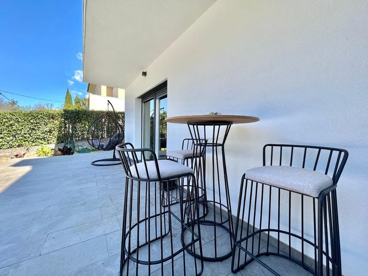 Fantasia Del Mare Apartment And Rooms Dramalj 0*,  Croatia