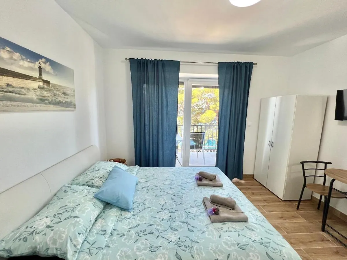Fantasia Del Mare Apartment And Rooms Dramalj 0*,