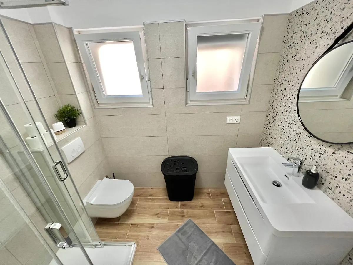 Fantasia Del Mare Apartment And Rooms Dramalj