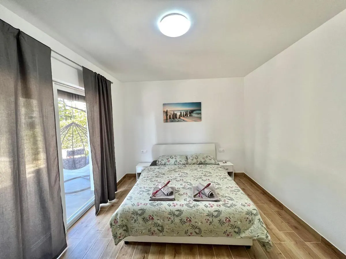 Fantasia Del Mare Apartment And Rooms Dramalj
