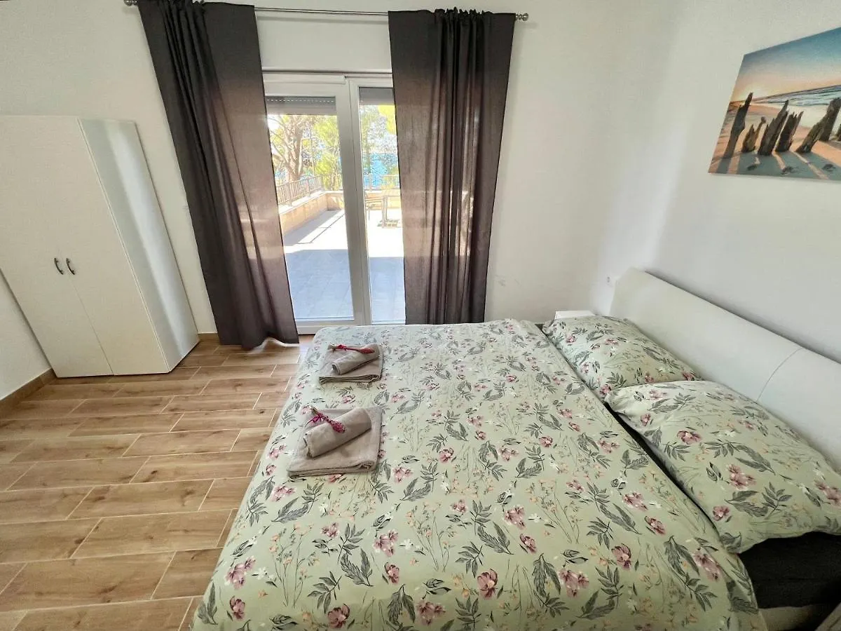Fantasia Del Mare Apartment And Rooms Dramalj 0*,  Croatia