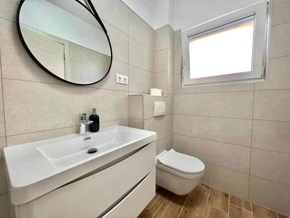 Fantasia Del Mare Apartment And Rooms Dramalj Croatia