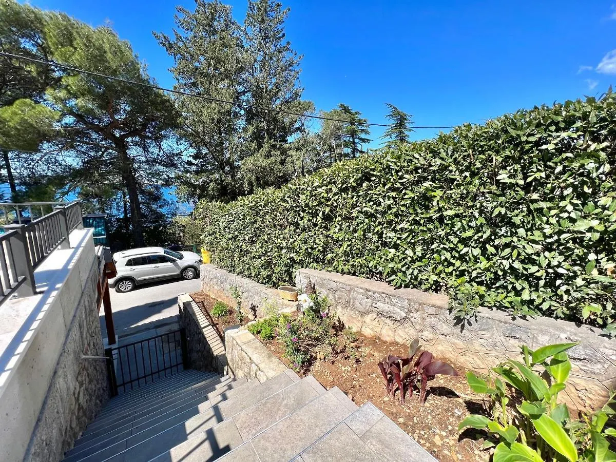 Fantasia Del Mare Apartment And Rooms Dramalj