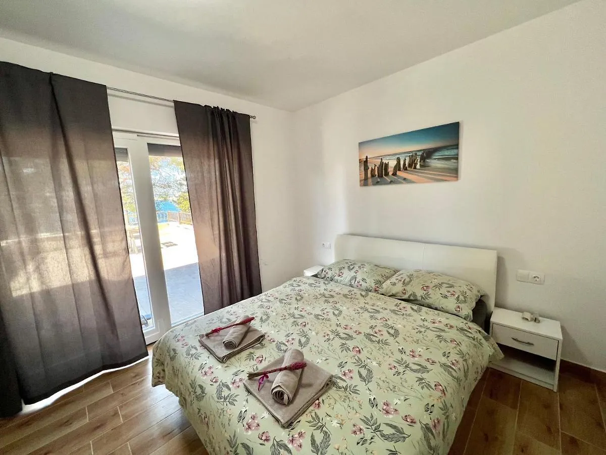 Fantasia Del Mare Apartment And Rooms Dramalj